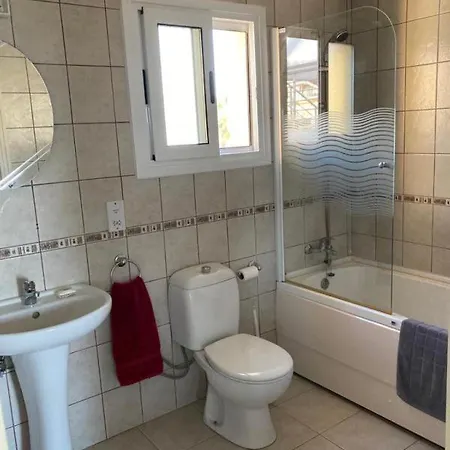 Marina B 16 - Tatlisu Trnc Akanthou